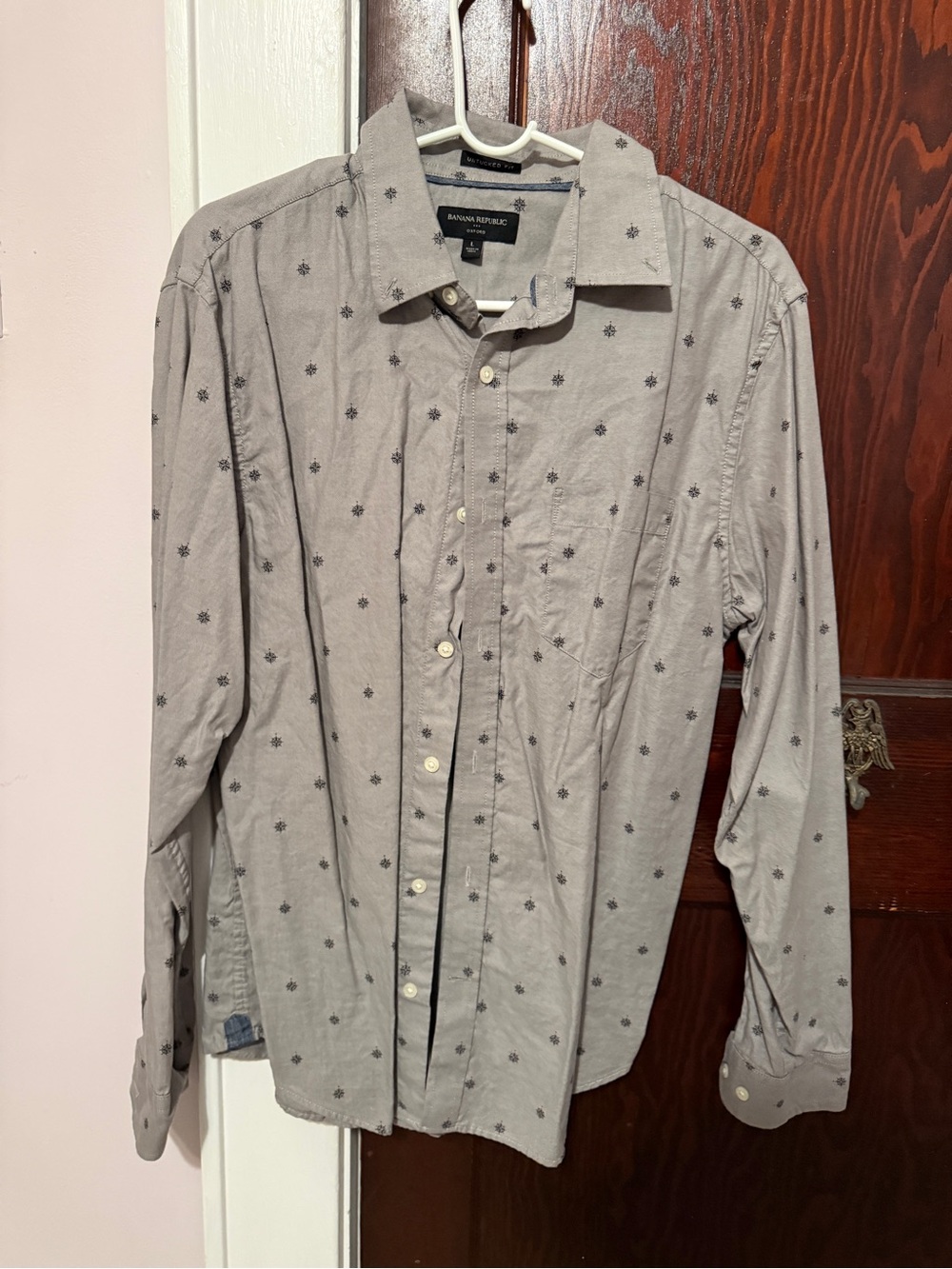 Banana Republic Light Gray Button-Down Shirt with Small Dark Print